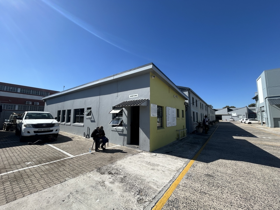 To Let Commercial Property for Rent in Maitland Western Cape
